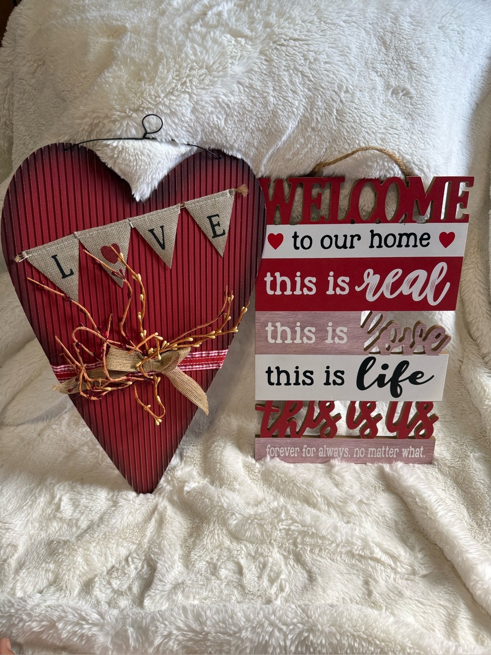 Rustic Farmhouse Home Decor Signs- "This Is Us" Welcome Sign & Metal Heart